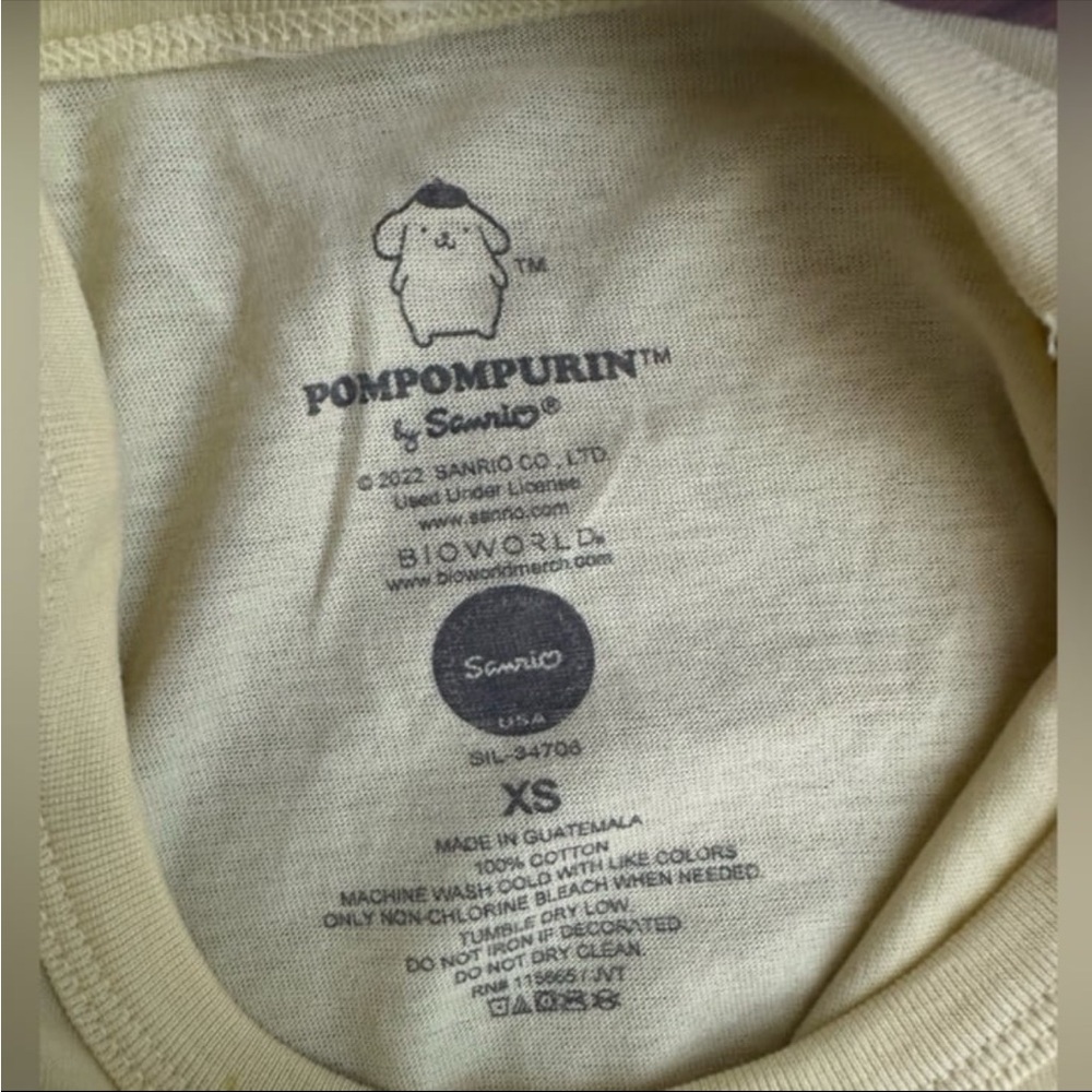 SANRIO POMPOMPURIN YELLOW GRAPHIC
T-SHIRT JUNIOR SIZE XS NWT - Picture 6 of 6